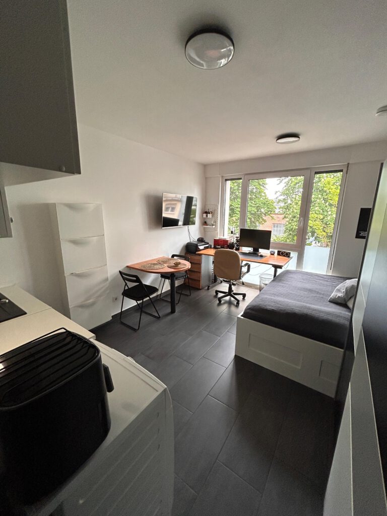 Wunderschönes 1-Zimmer-Appartement in Alt-Saarbrücken Nähe HTW