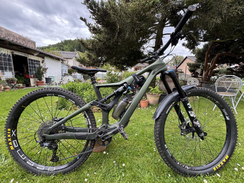 Mountainbike zu verkaufen