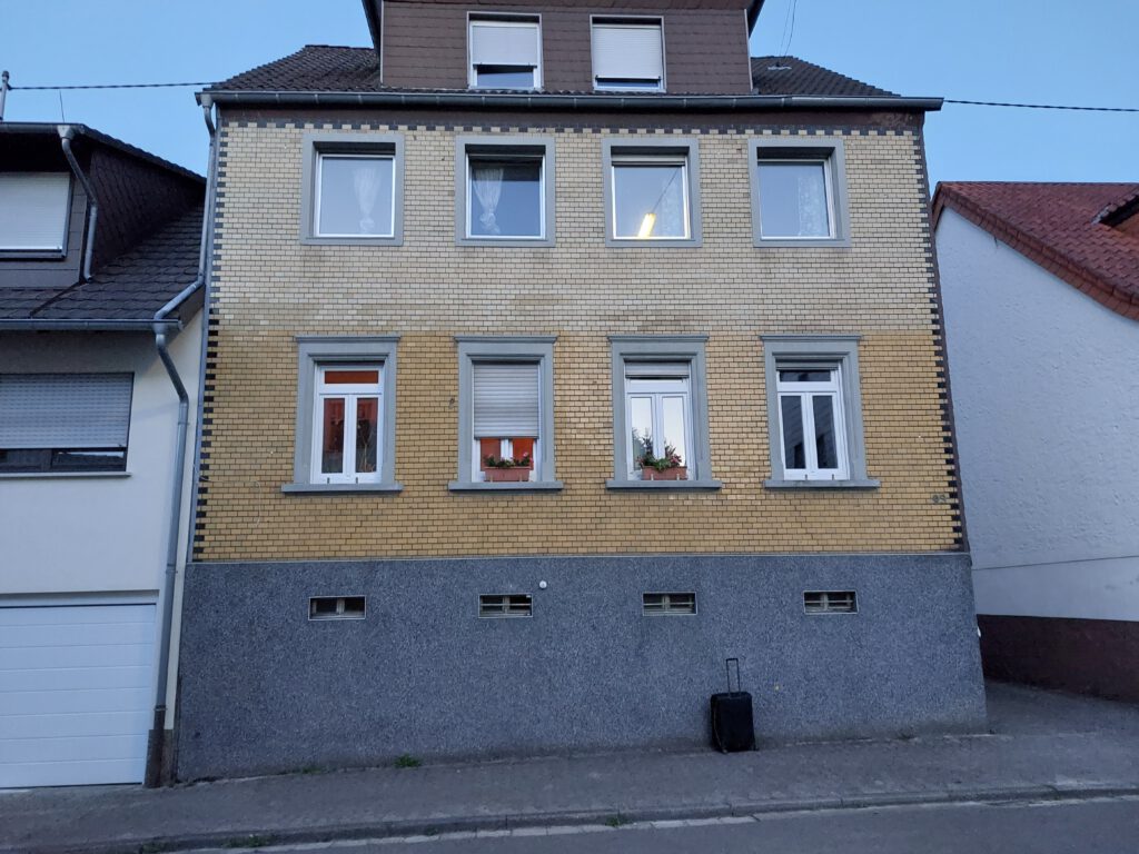 Wohnung möbliert zu vermieten