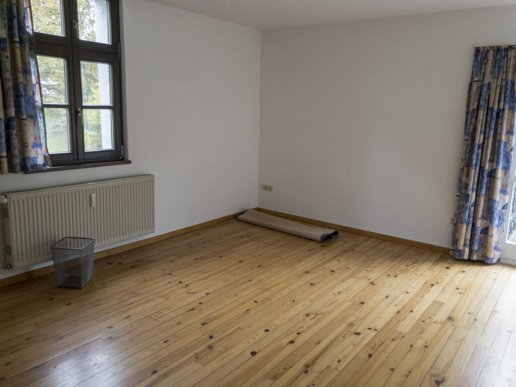Helle Wohnung citynah im Grünen